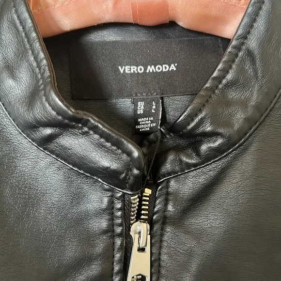 Vegan Moto Jacket - Picture 4 of 15